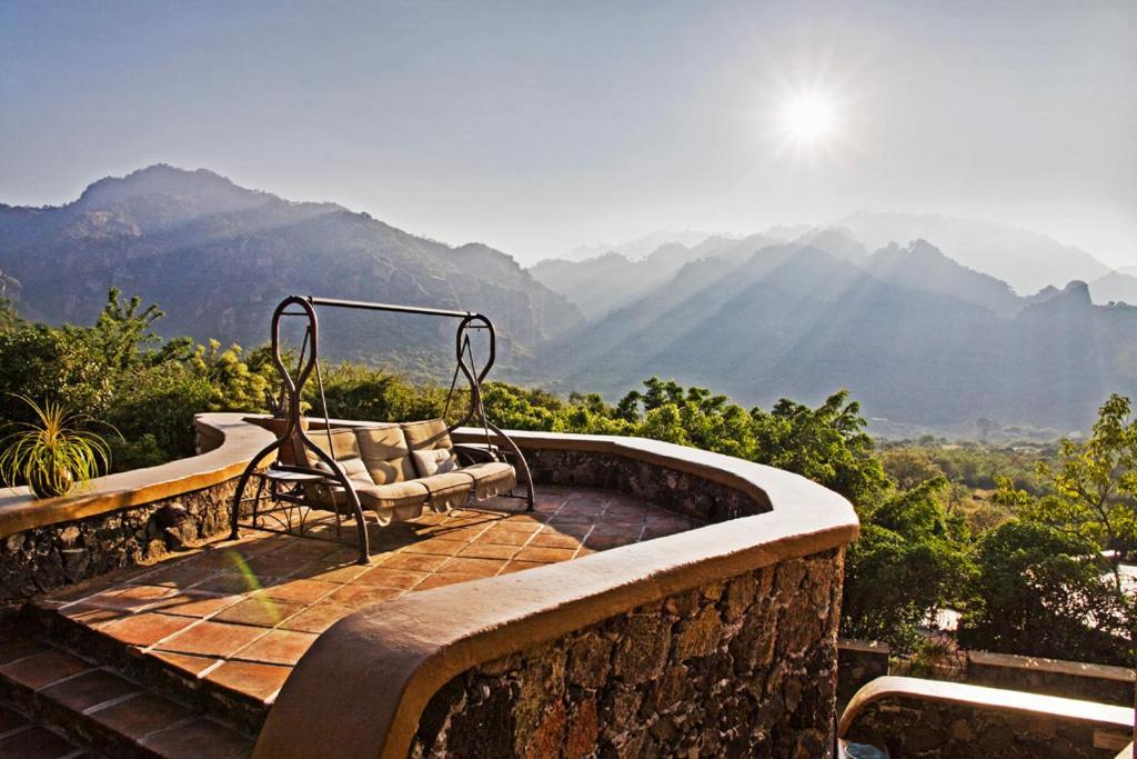Hostal De La Luz - Spa Holistic Resort Tepoztlan Exterior photo
