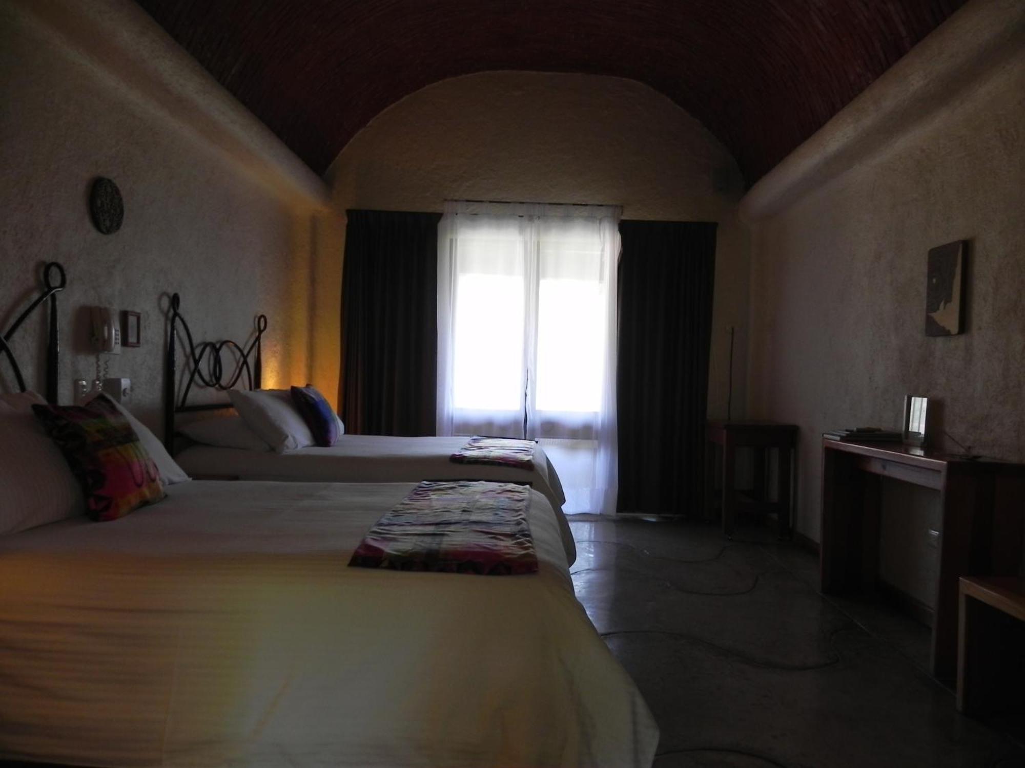 Hostal De La Luz - Spa Holistic Resort Tepoztlan Room photo