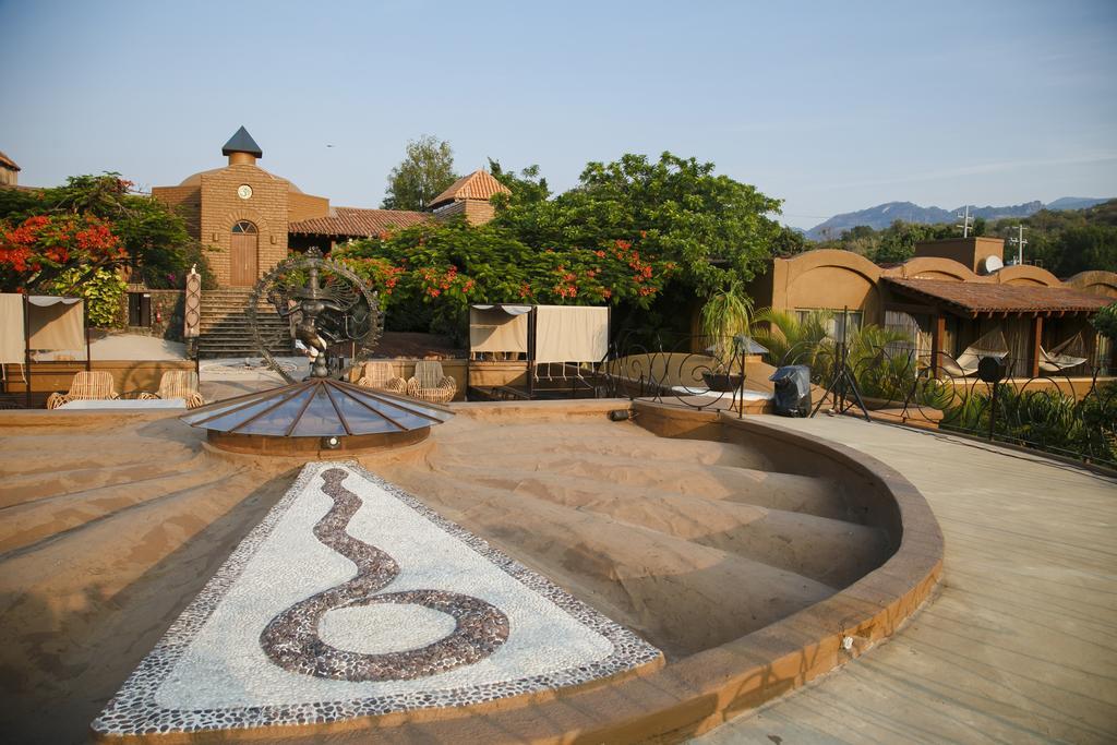 Hostal De La Luz - Spa Holistic Resort Tepoztlan Exterior photo
